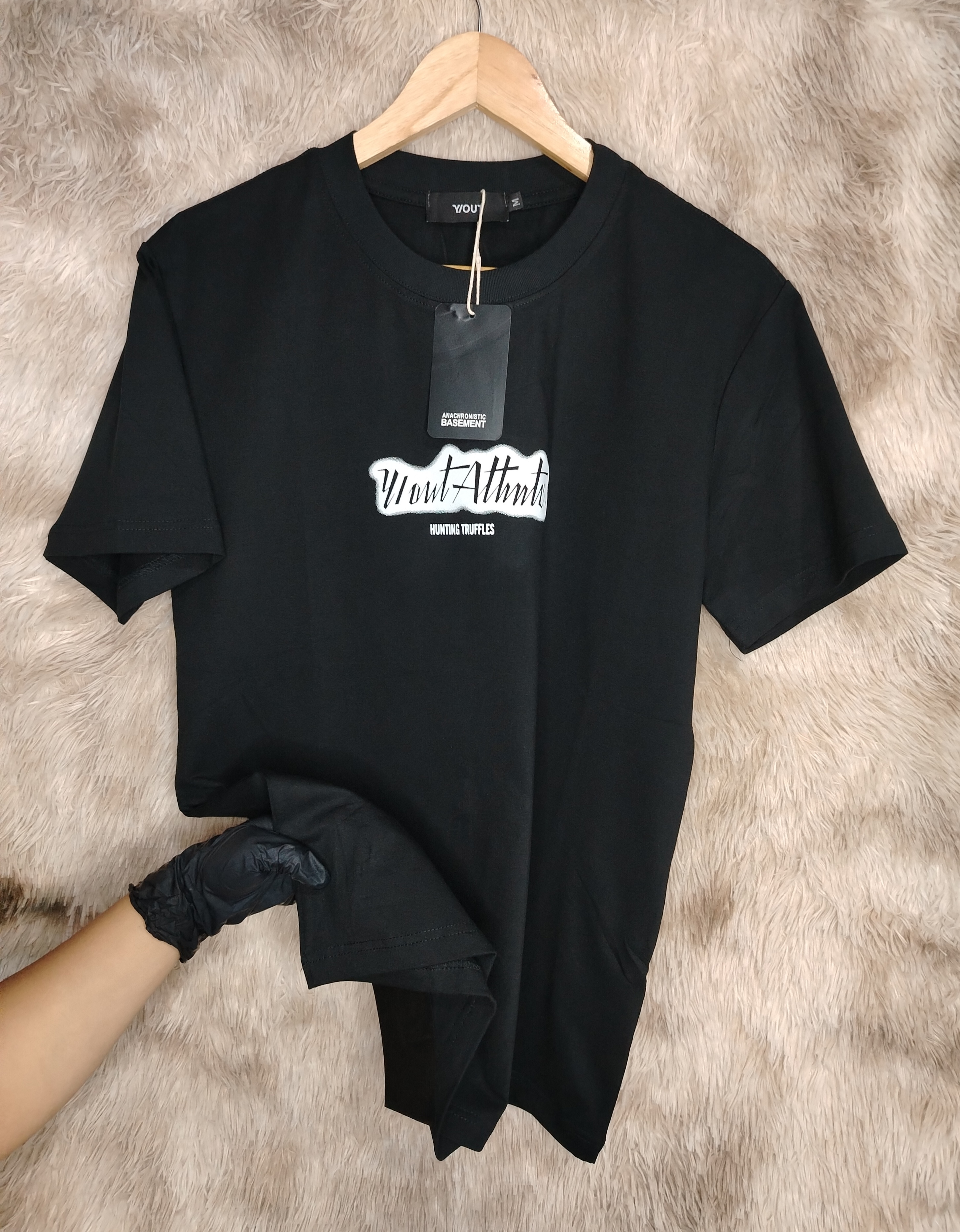 Camiseta Y/OUT 1.1 TELA FRIA PESADA