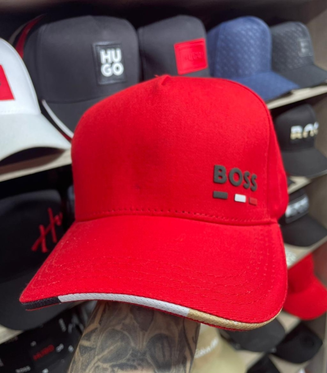 Gorra Boss color Rojo